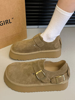 รองเท้าแฟชั่นผู้หญิงส้นเตี้ย ใส่สบาย มีขนาดให้สั่งซื้อ 35 36 37 38 39 40 สนใจทักแชท ฟรีค่าส่ง!