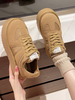 รองเท้าแฟชั่นผู้หญิงส้นเตี้ย ใส่สบาย มีขนาดให้สั่งซื้อ 35 36 37 38 39 40 สนใจทักแชท ฟรีค่าส่ง!