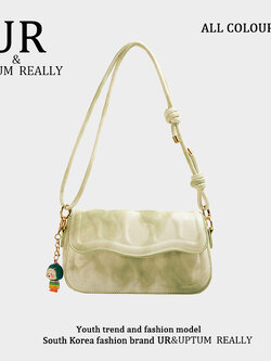 กระเป๋าผู้หญิงสวยๆ กระเป๋าสะพายข้างผู้หญิง กระเป๋าแบรนด์ BEAR BAG กระเป๋าหมีสุดคิ้ว!