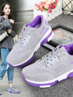 รองเท้าแฟชั่นอินเทรนด์