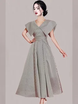 ชุดเดรสยาวสวยๆ ชุดกระโปรงยาว ชุดเดรสยาว ชุดแซกยาว มีขนาด S M L XL สนใจทักแชท