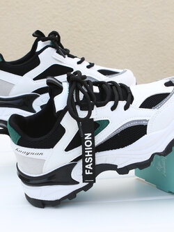 รองเท้าผ้าใบผู้หญิง ใส่สบาย รองเท้าผ้าใบใส่เที่ยวผู้หญิง มีSIZE 35 36 37 38 39 40