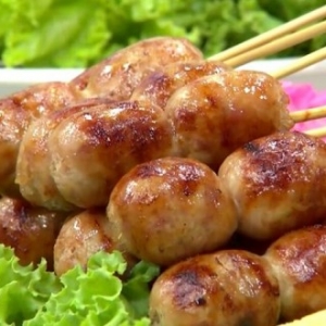 ไส้กรอกอีสาน วุ้นเส้น ไส้อั่ว